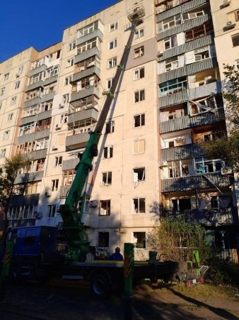 Новини Харкова: Усувають наслідки нічної атаки